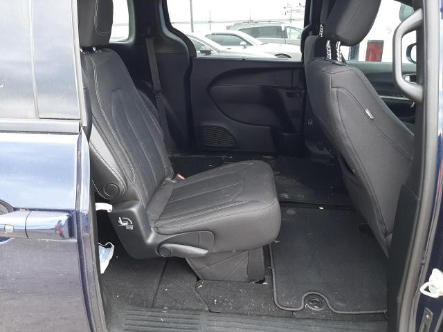 Photo 6 from auction – 2018 CHRYSLER PACIFICA T with VIN 2C4RC1FGXJR361963