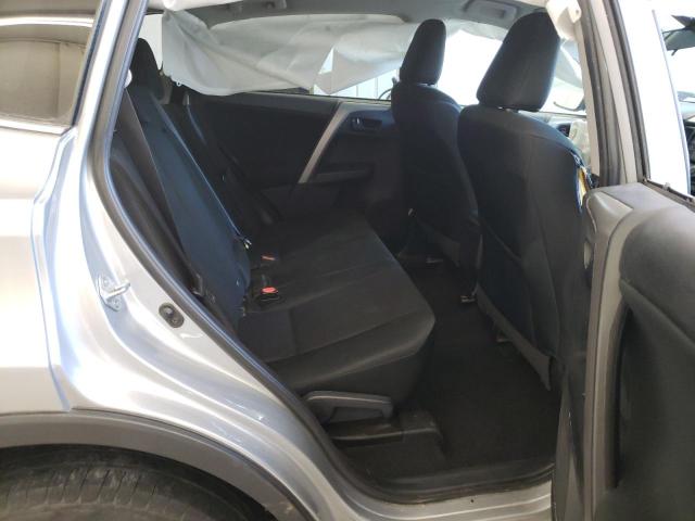 Photo 6 from auction – 2018 TOYOTA RAV4 LE with VIN 2T3BFREV1JW751587