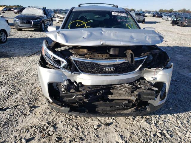 Photo 9 from auction – 2015 KIA SORENTO LX with VIN 5XYKT3A60FG579983