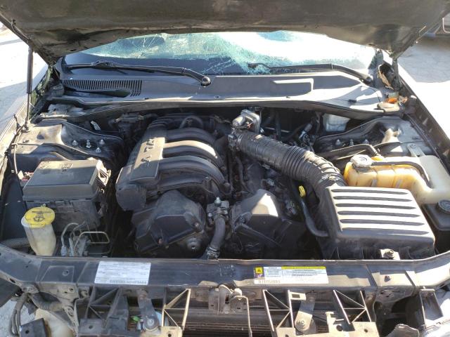 Photo 7 from auction – 2008 CHRYSLER 300 LX with VIN 2C3LA43R88H273159