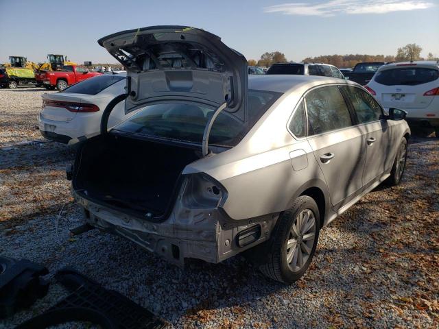 Photo 4 from auction – 2012 VOLKSWAGEN PASSAT SEL with VIN 1VWCH7A39CC015149
