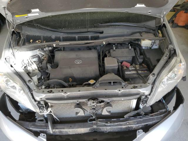 Photo 7 from auction – 2016 TOYOTA SIENNA XLE with VIN 5TDDK3DC8GS136756
