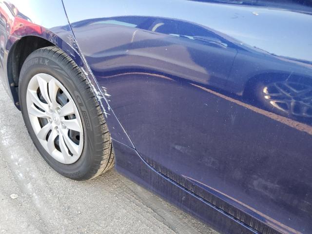Photo 9 from auction – 2011 HYUNDAI SONATA GLS with VIN 5NPEB4AC0BH019511