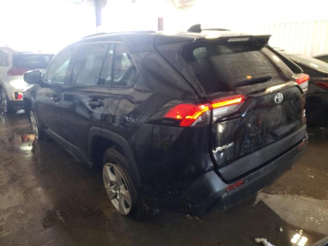 Photo 3 from auction – 2019 TOYOTA RAV4 XLE with VIN 2T3P1RFV7KW081063