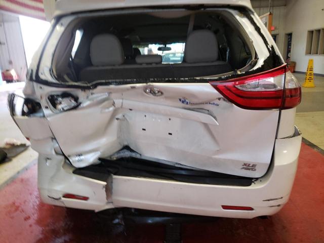 Photo 9 from auction – 2016 TOYOTA SIENNA XLE with VIN 5TDDK3DC5GS138240