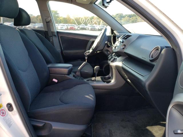 Photo 5 from auction – 2007 TOYOTA RAV4 with VIN JTMBK32V275018025