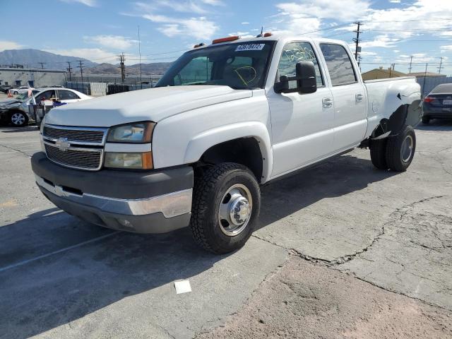 Photo 2 from auction – 2005 CHEVROLET SILVERADO with VIN 1GCJK33265F811674