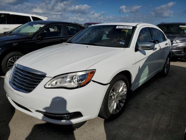 Photo 2 from auction – 2013 CHRYSLER 200 LIMITE with VIN 1C3CCBCGXDN657376