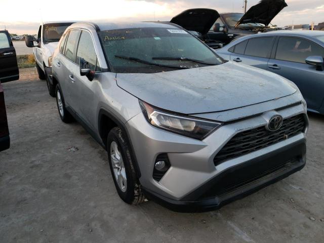 Photo 1 from auction – 2021 TOYOTA RAV4 XLE with VIN 2T3W1RFVXMW145451