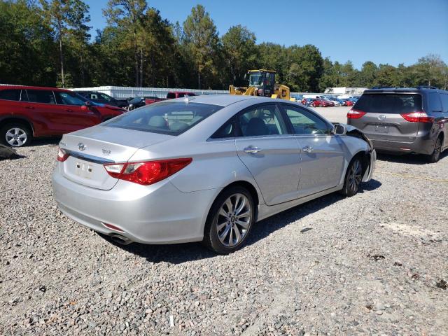Photo 4 from auction – 2012 HYUNDAI SONATA SE with VIN 5NPEC4AC4CH370503