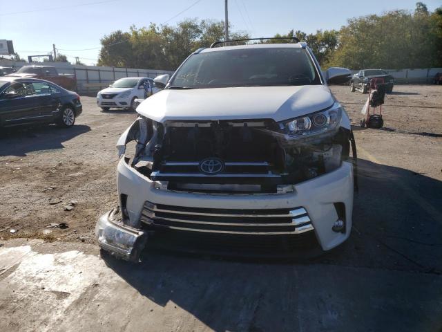 Photo 9 from auction – 2017 TOYOTA HIGHLANDER with VIN 5TDDZRFH6HS458014