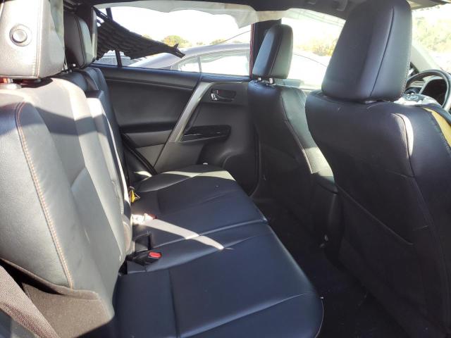 Photo 6 from auction – 2016 TOYOTA RAV4 SE with VIN JTMJFREV7GJ061829