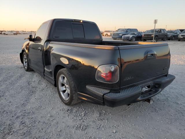 Photo 3 from auction – 2001 FORD F150 SVT L with VIN 2FTZF07301CA58819