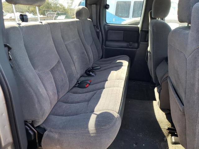 Photo 6 from auction – 2004 CHEVROLET SILVERADO with VIN 2GCEC19T141283700