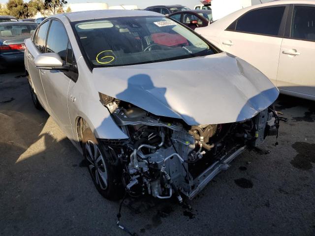 TOYOTA PRIUS PRIM 2019 with VIN JTDKARFP4K3117659 - Photo from auction