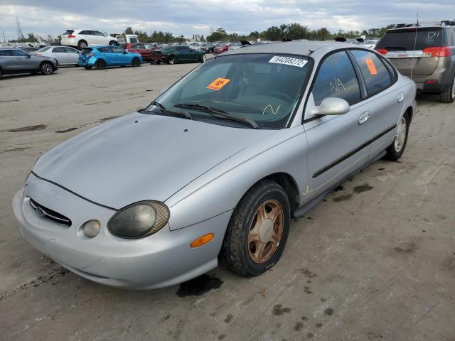 Photo 2 from auction – 1999 FORD TAURUS SE with VIN 1FAFP53S2XA302206