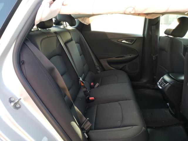 Photo 6 from auction – 2018 CHEVROLET MALIBU LT with VIN 1G1ZD5ST7JF249693