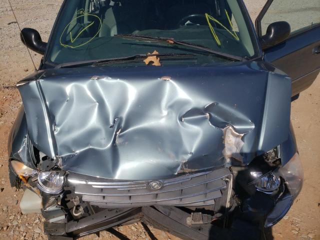 Photo 7 from auction – 2006 CHRYSLER TOWN & COU with VIN 2A4GP64L46R753301