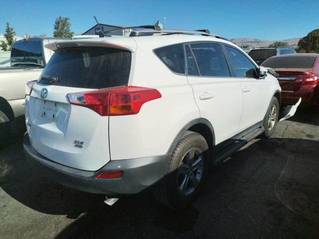 Photo 4 from auction – 2015 TOYOTA RAV4 XLE with VIN JTMRFREV1FD113181
