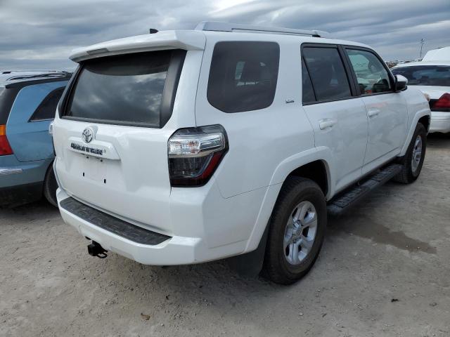 Photo 4 from auction – 2018 TOYOTA 4RUNNER SR with VIN JTEZU5JR7J5183063
