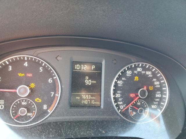 Photo 8 from auction – 2015 VOLKSWAGEN PASSAT S with VIN 1VWAT7A32FC076157