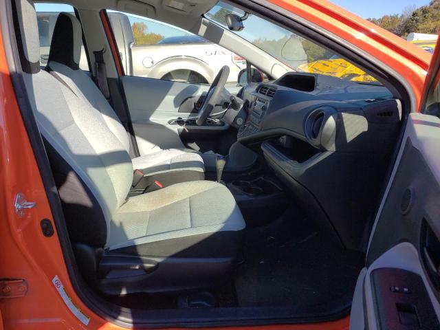 Photo 5 from auction – 2014 TOYOTA PRIUS C with VIN JTDKDTB36E1085028