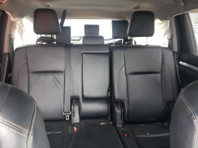 Photo 6 from auction – 2019 TOYOTA HIGHLANDER with VIN 5TDJZRFH8KS971680
