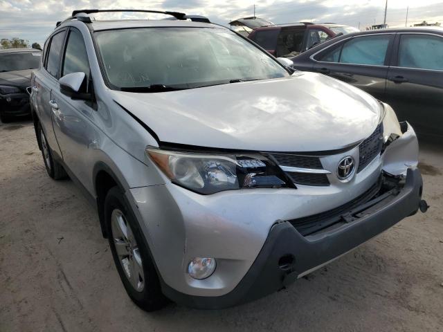 Photo 1 from auction – 2015 TOYOTA RAV4 XLE with VIN JTMWFREV8FJ045675