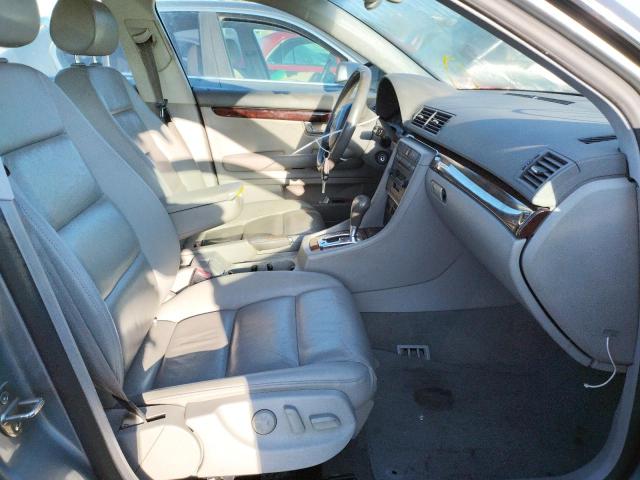 Photo 5 from auction – 2005 AUDI A4 3.2 AVA with VIN WAUKG68E15A436829