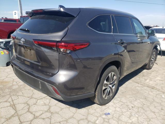 Photo 4 from auction – 2022 TOYOTA HIGHLANDER with VIN 5TDGZRAH3NS545093