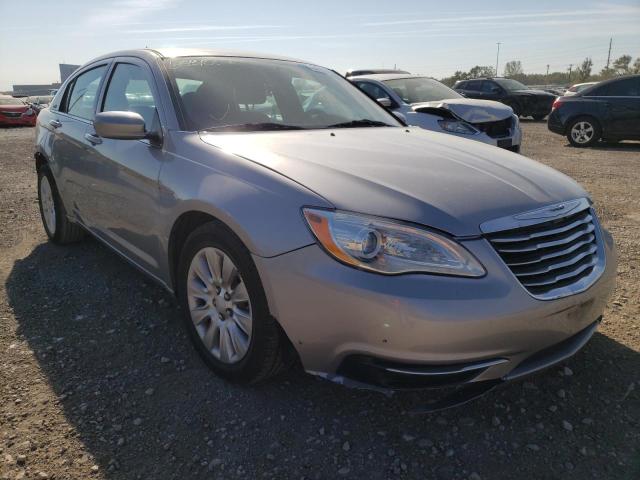 CHRYSLER 200 LX 2013 con VIN 1C3CCBAG1DN729097 - Foto de la subasta