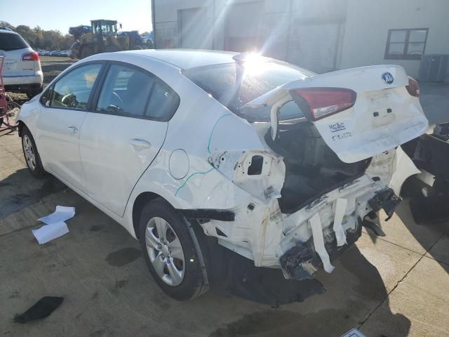 Photo 3 from auction – 2018 KIA FORTE LX with VIN 3KPFK4A70JE229195
