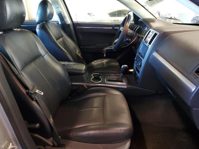 Photo 5 from auction – 2010 CHRYSLER 300 TOURIN with VIN 2C3CA5CV0AH242013