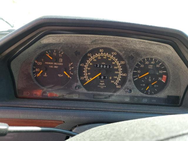 Photo 8 from auction – 1994 MERCEDES-BENZ E 320 with VIN WDBEA92EXRF274489