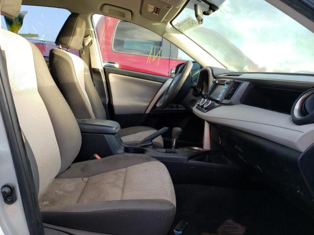 Photo 5 from auction – 2015 TOYOTA RAV4 LE with VIN JTMBFREV1FD143282