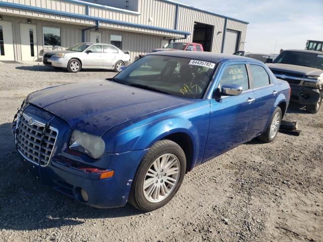 Photo 2 from auction – 2010 CHRYSLER 300 TOURIN with VIN 2C3CA4CD7AH104535