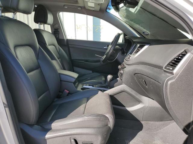 Photo 5 from auction – 2016 HYUNDAI TUCSON LIM with VIN KM8J33A25GU194018
