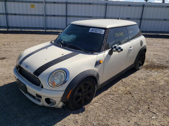 Photo 2 from auction – 2010 MINI COOPER with VIN WMWMF3C59ATZ22000