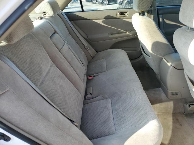Photo 6 from auction – 2003 TOYOTA CAMRY LE with VIN JTDBE32K130165201