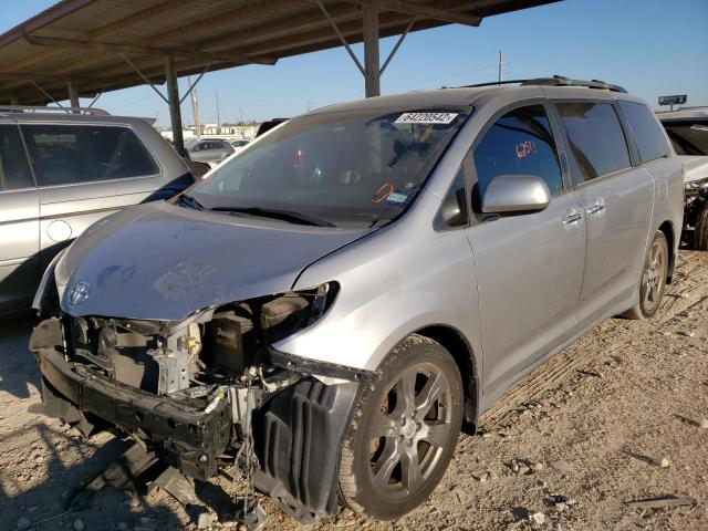 Photo 2 from auction – 2017 TOYOTA SIENNA SE with VIN 5TDXZ3DC1HS839447