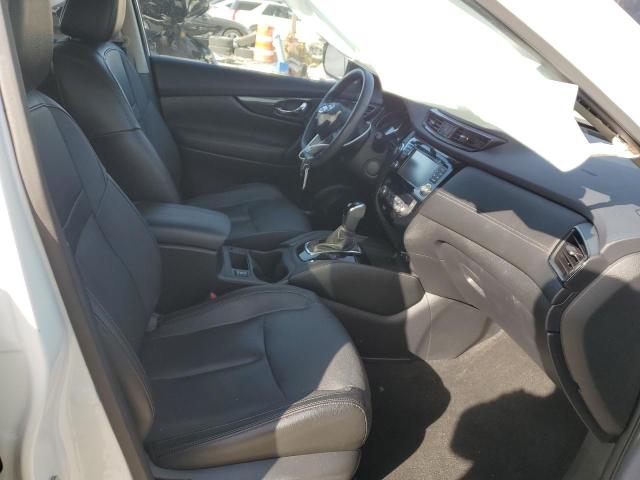 Photo 5 from auction – 2017 NISSAN ROGUE SV with VIN 5N1AT2MV6HC828654