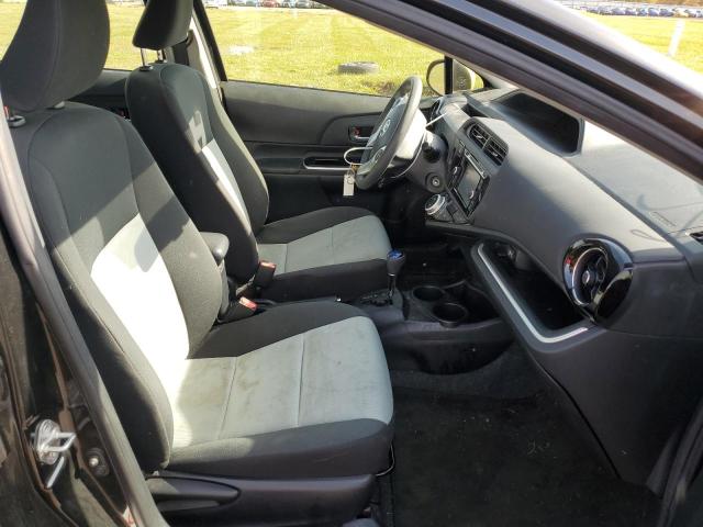 Photo 5 from auction – 2016 TOYOTA PRIUS C with VIN JTDKDTB31G1115524