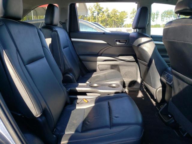 Photo 6 from auction – 2019 TOYOTA HIGHLANDER with VIN 5TDJZRFH2KS945558
