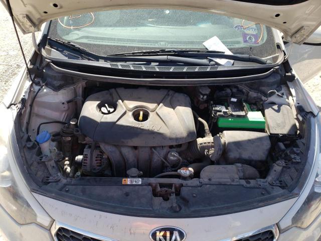 Photo 7 from auction – 2015 KIA FORTE LX with VIN KNAFK4A60F5271129