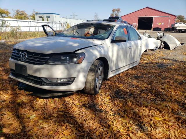 Photo 2 from auction – 2015 VOLKSWAGEN PASSAT SE with VIN 1VWBV7A35FC046682