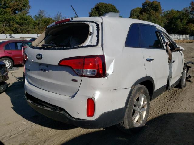 Photo 4 from auction – 2015 KIA SORENTO LX with VIN 5XYKT4A65FG658636