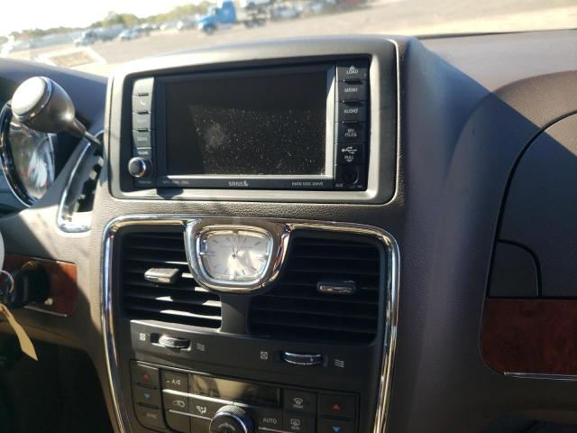 Photo 9 from auction – 2011 CHRYSLER TOWN & COU with VIN 2A4RR5DG0BR704932