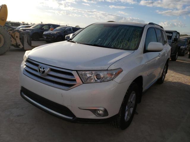Photo 2 from auction – 2011 TOYOTA HIGHLANDER with VIN 5TDBK3EH4BS071740