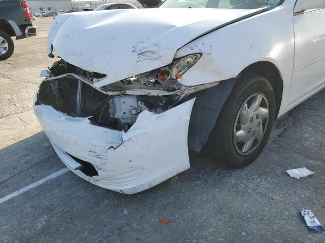 Photo 9 from auction – 2003 TOYOTA CAMRY LE with VIN JTDBE32K130165201