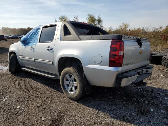 Photo 3 from auction – 2010 CHEVROLET AVALANCHE with VIN 3GNVKFE05AG190135